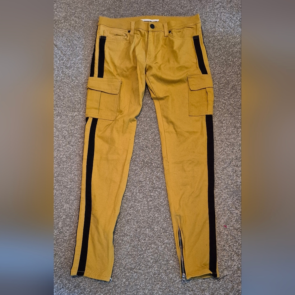 GOLDEN Men's Cargo Pants with Black Stripes sz.32
